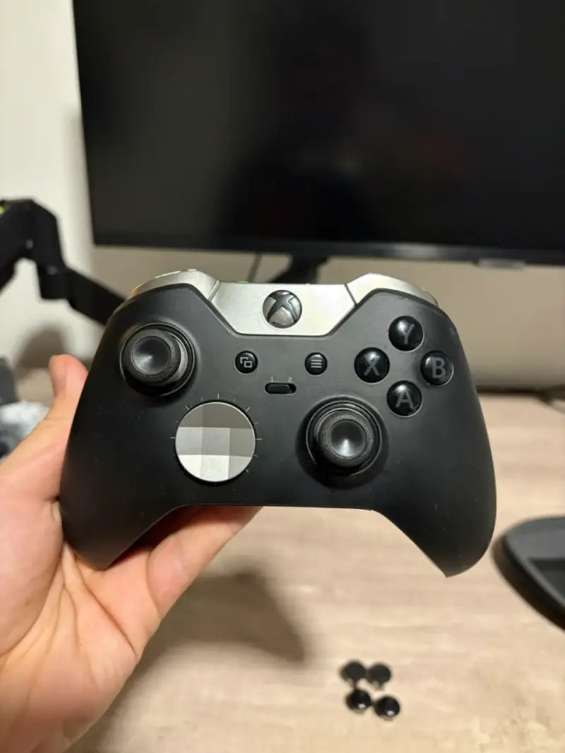 Control Xbox Elite Series 1 - 1