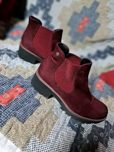 Botines burdeos de gamuza para mujer - miniatura 1