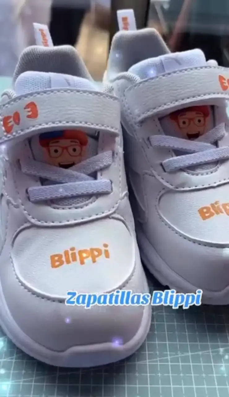 Zapatillas infantiles Puma diseño Blippi - 1