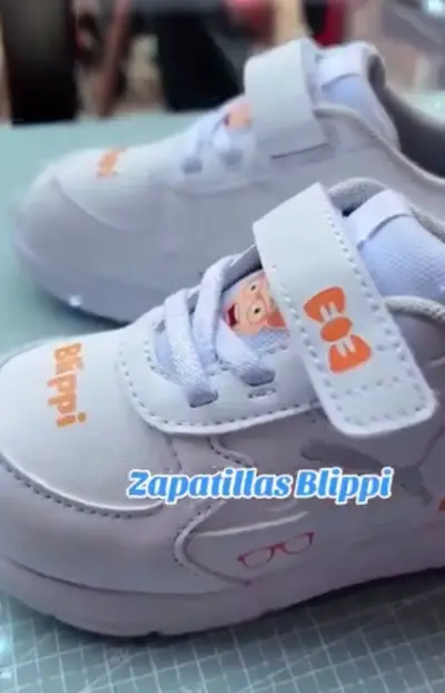 Zapatillas infantiles Puma  diseño Blippi - miniatura 2