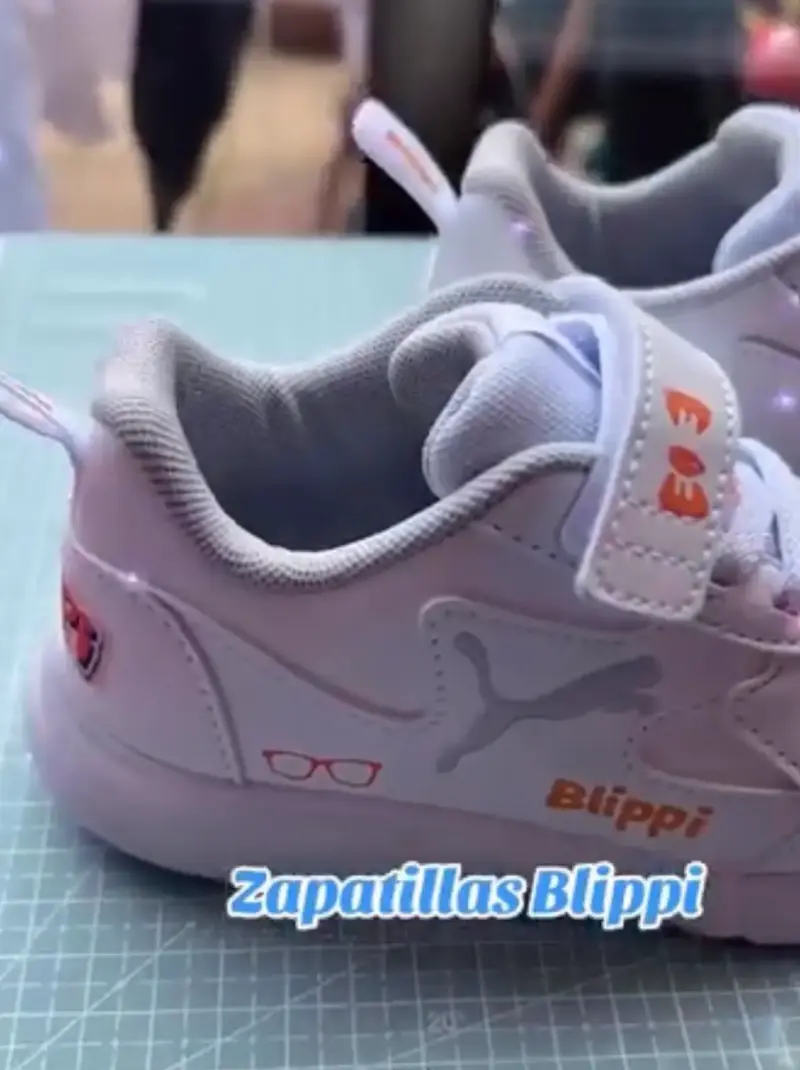 Zapatillas infantiles Puma diseño Blippi - 3