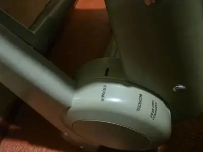 Silla mecedora para bebé color gris - miniatura 3