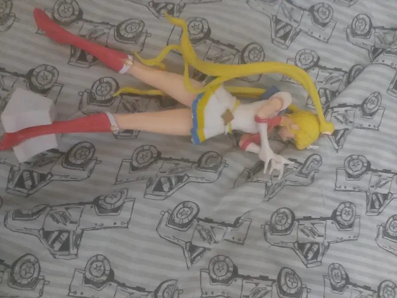 Figura de Sailor Moon - 2