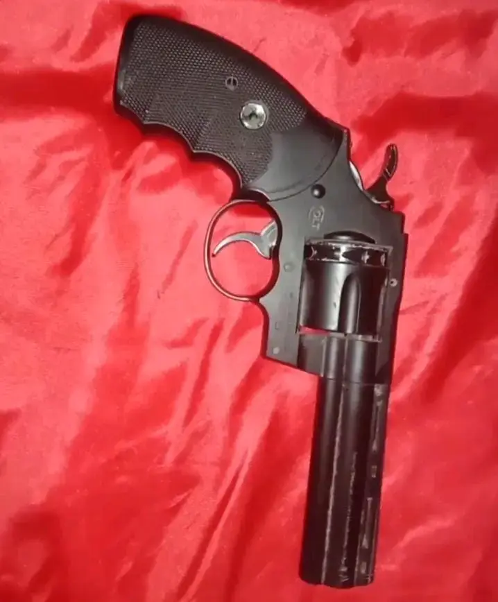 Vendo revolver co2
