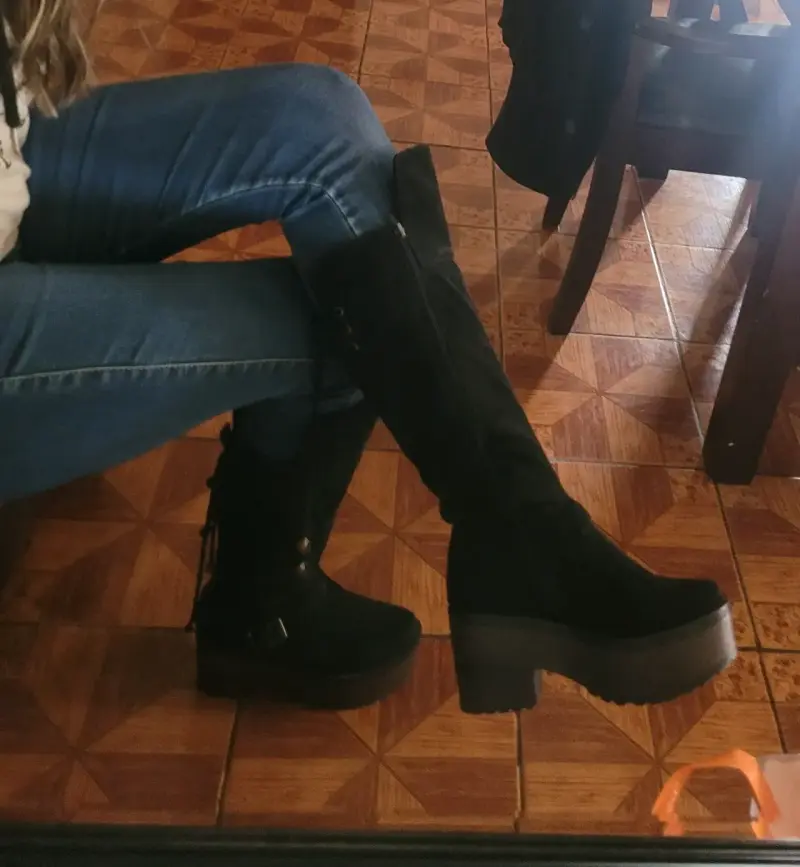 Botas negras de gamuza con plataforma numero 36 - 2