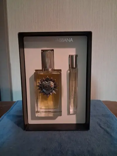 Perfume Dolce & Gabbana en caja original - miniatura 2