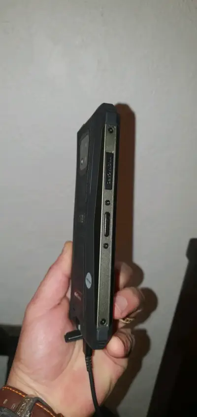 Celular ulefone Armor 8 - miniatura 3