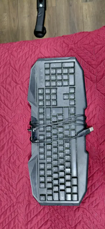 Teclado y mouse gamer RGB - miniatura 3