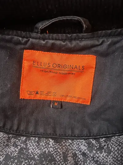 Chaqueta negra casual para mujer - miniatura 3