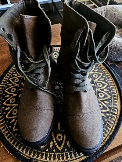 Botines de gamuza marrón con suela gruesa - miniatura 3