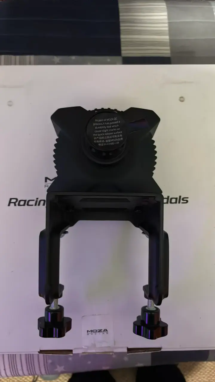 Volante y pedales Moza Racing R3 Xbox y PC - 4