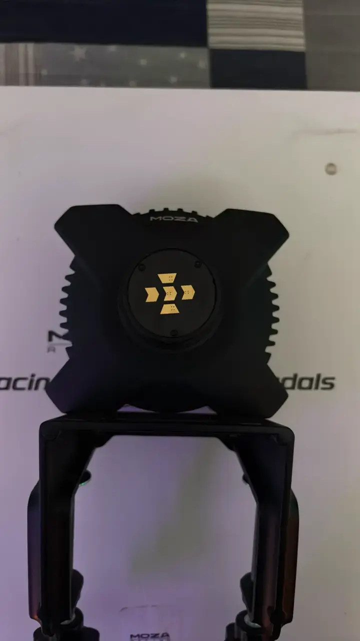 Volante y pedales Moza Racing R3 Xbox y PC - 5