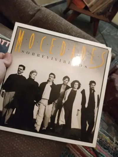 Vinilo Mocedades - Sobreviviremos LP - miniatura 1