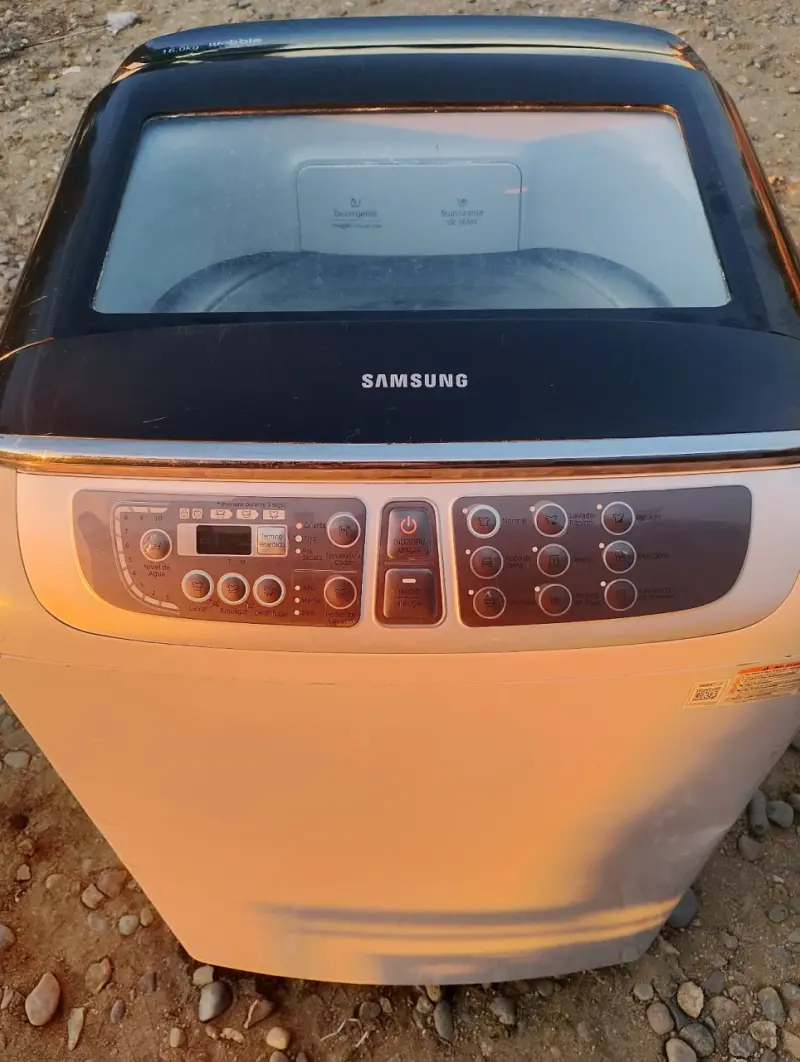 Lavadora Samsung EcoBubble 10 kg usada - 3