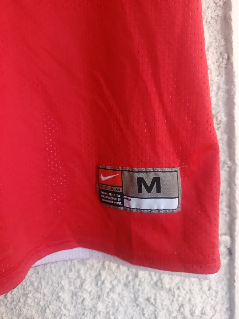 Camiseta deportiva sin mangas Nike roja - 2