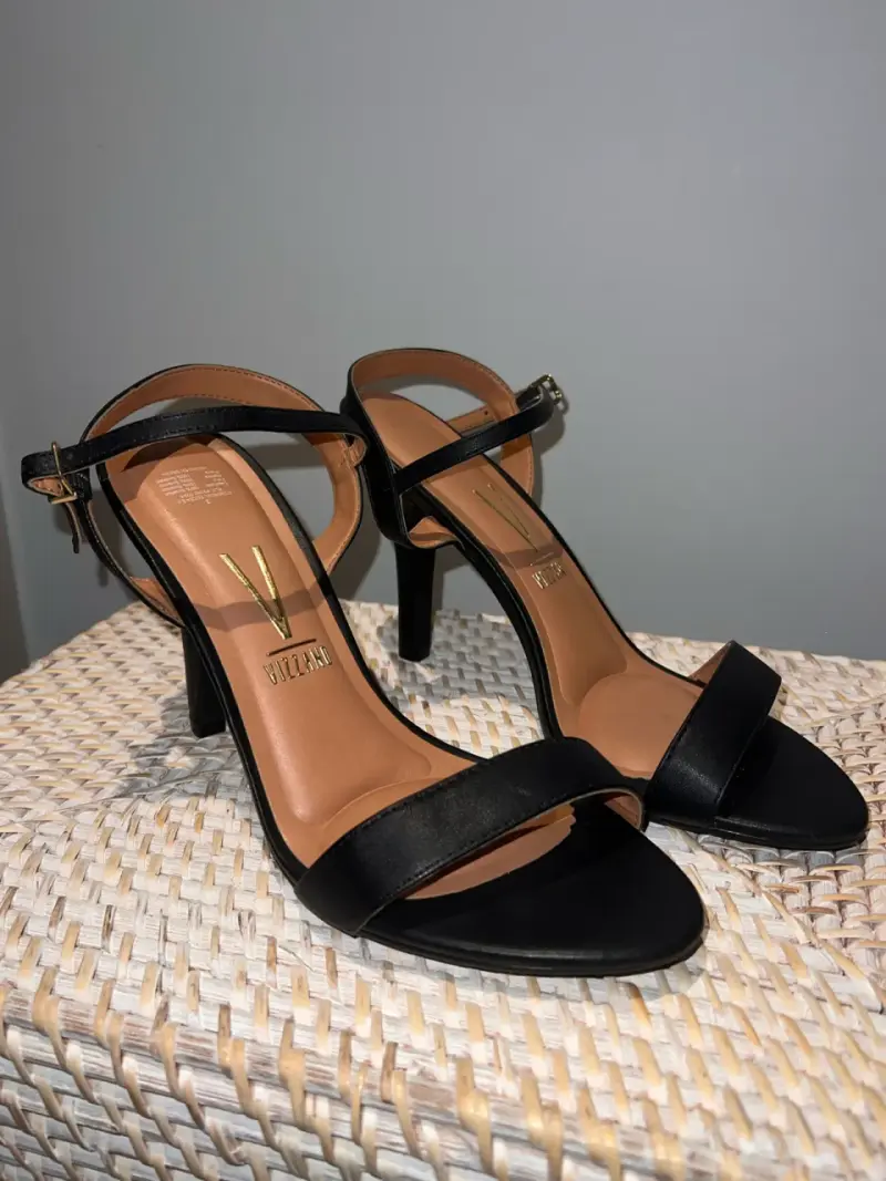 Sandalias de tacón alto negras elegantes - 5