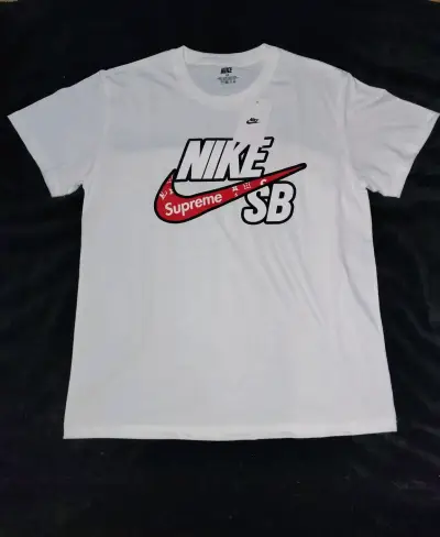 Polera Nike SB Supreme blanca unisex - miniatura 1