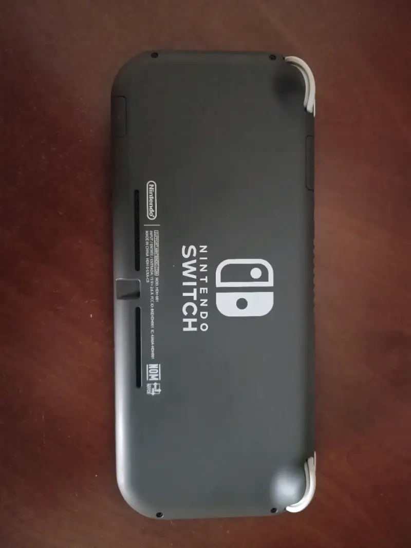Consola Nintendo Switch Lite en perfecto estado - 1