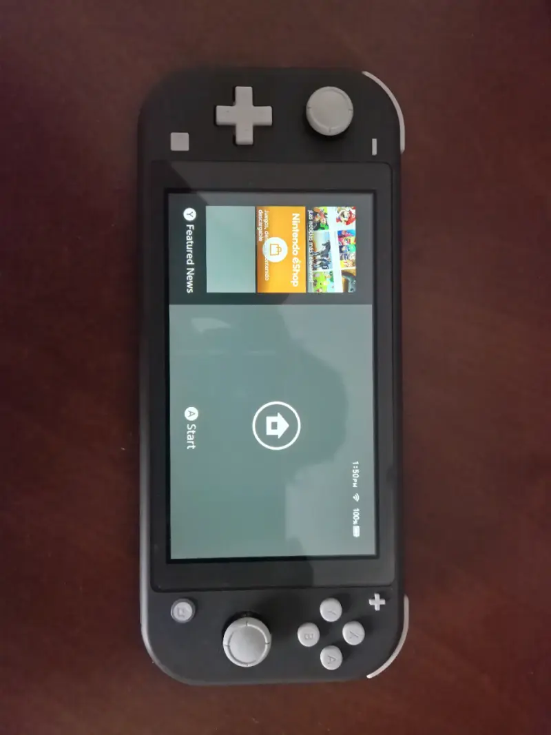 Consola Nintendo Switch Lite en perfecto estado - 2