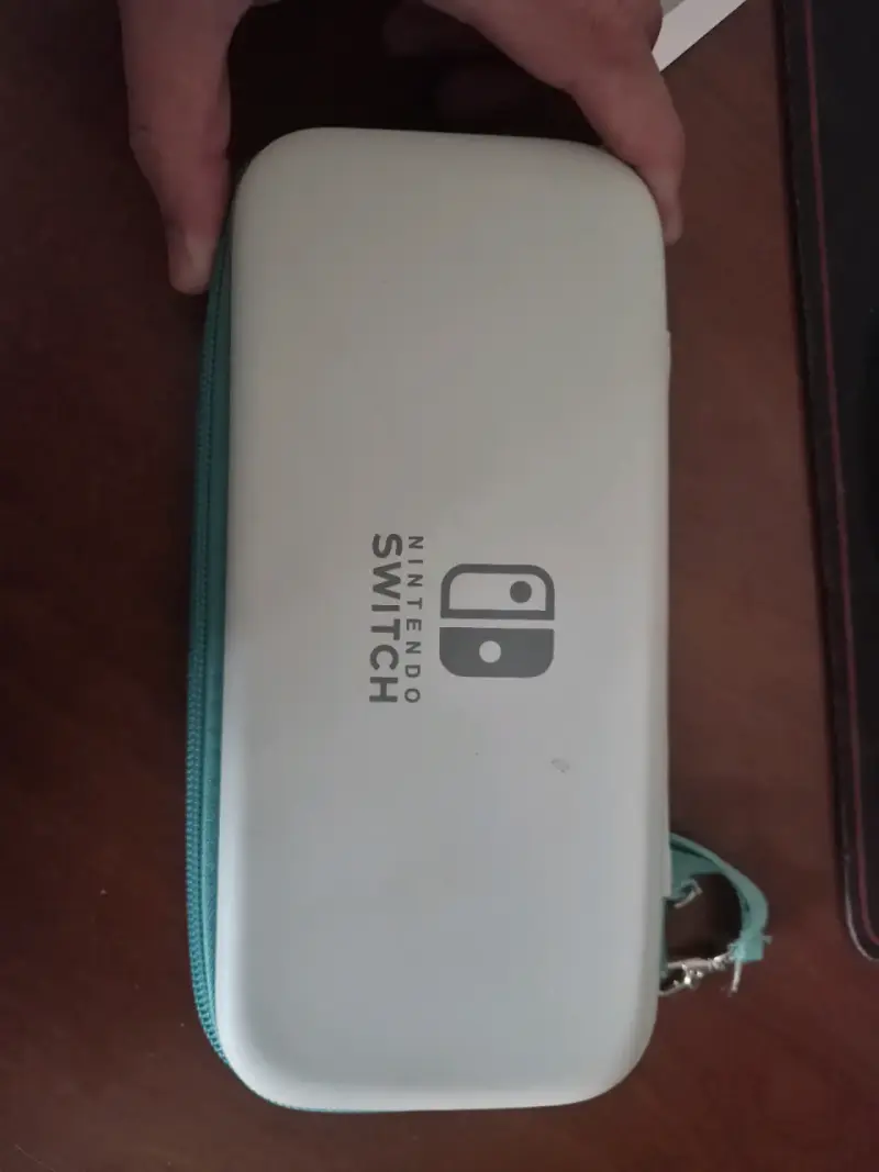 Consola Nintendo Switch Lite en perfecto estado - 4