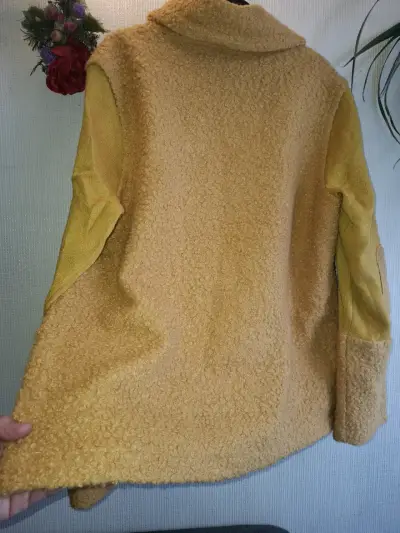 Abrigo de lana amarillo con solapa ancha - miniatura 5