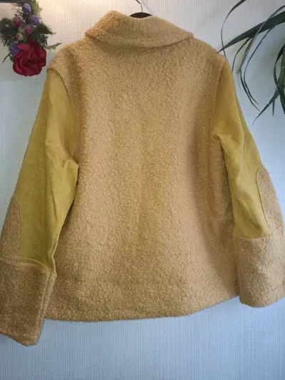 Abrigo de lana amarillo con solapa ancha - miniatura 6
