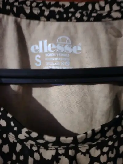 Polera Ellesse estampado animal print talla S - miniatura 3