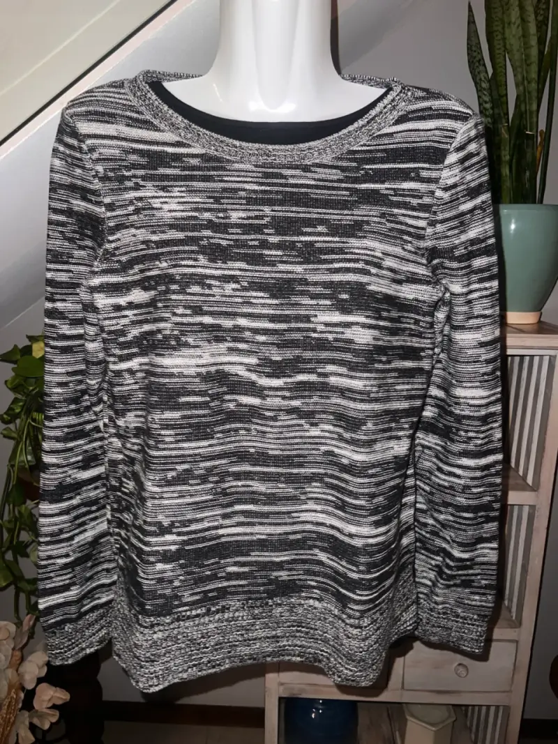 Sweater de punto gris y negro para mujer - 1