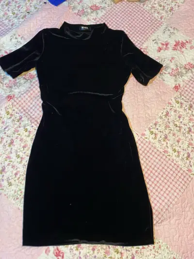 Vestido de terciopelo negro EVOL elegante - miniatura 1