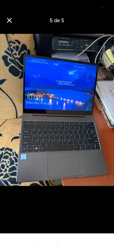 Laptop Chuwi CoreBook X CWI570 en buen estado - miniatura 3