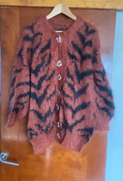 Cardigan de lana con diseño de tigre - miniatura 1