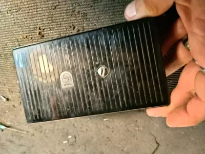 Radio Phillips portátil de cuero - miniatura 2