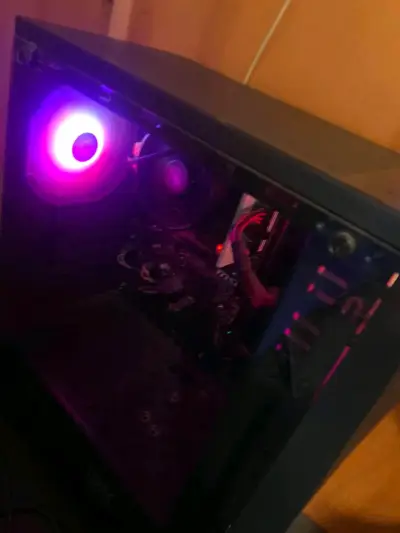 PC GAMER DE ENTRADA - miniatura 2