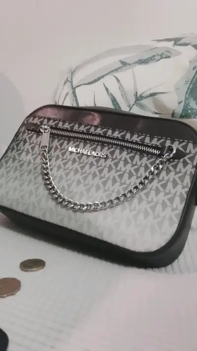 Cartera Michael Kors con diseño monograma - miniatura 6