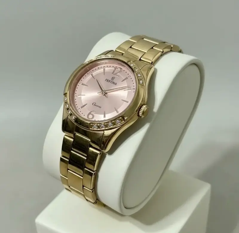 Reloj Festina dorado con cristales - 3