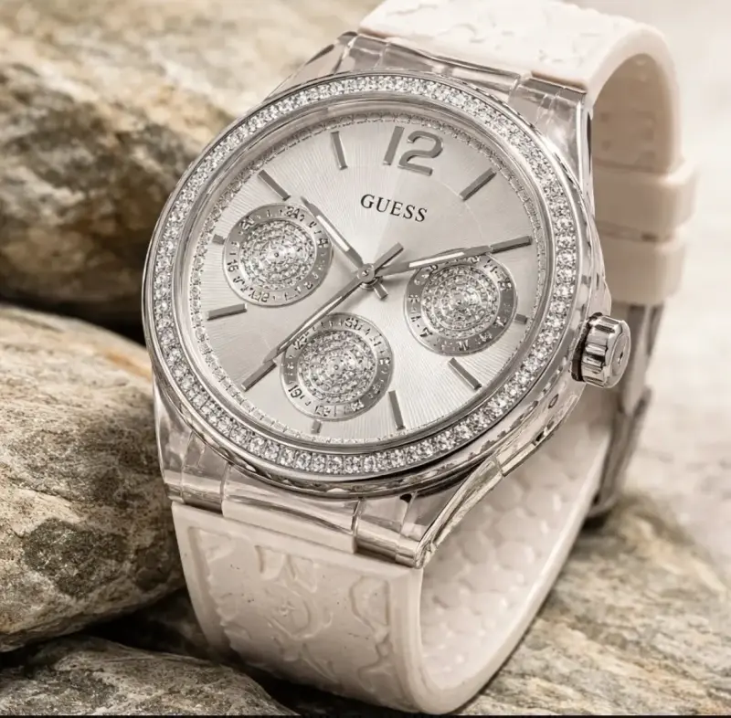Reloj Guess blanco con detalles brillantes - 2