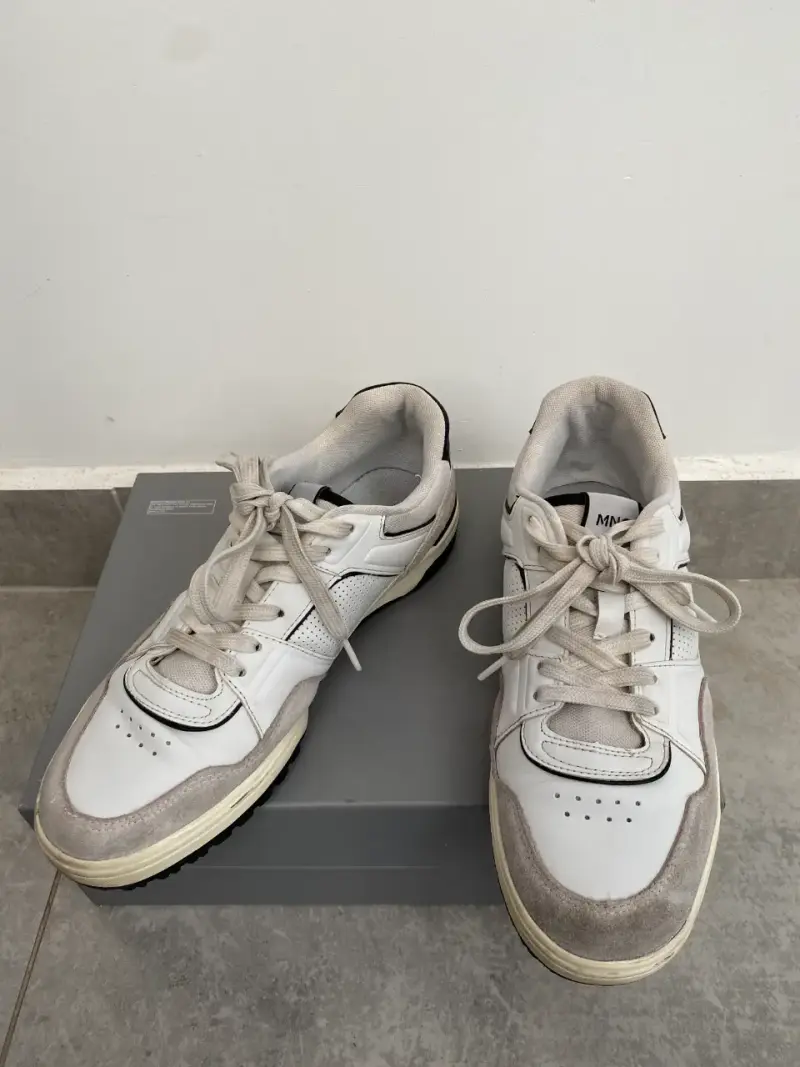 Zapatillas blancas de cuero y gamuza MANGO - 2