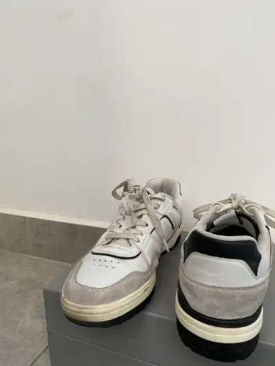 Zapatillas blancas de cuero y gamuza MANGO - miniatura 4