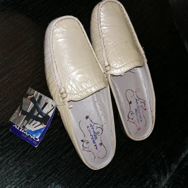 Mocasines de cuero Albano, Nuevos 36. - 2