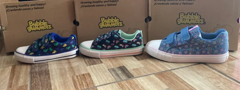 Zapatillas Bubble Gummers para niños con diseño colorido