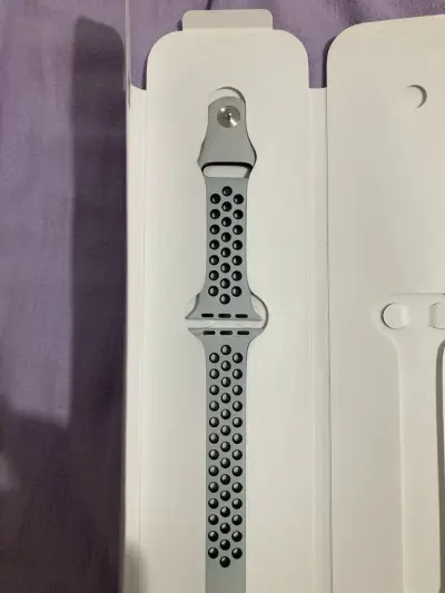 Apple Watch Series 3 con correas intercambiables - miniatura 4