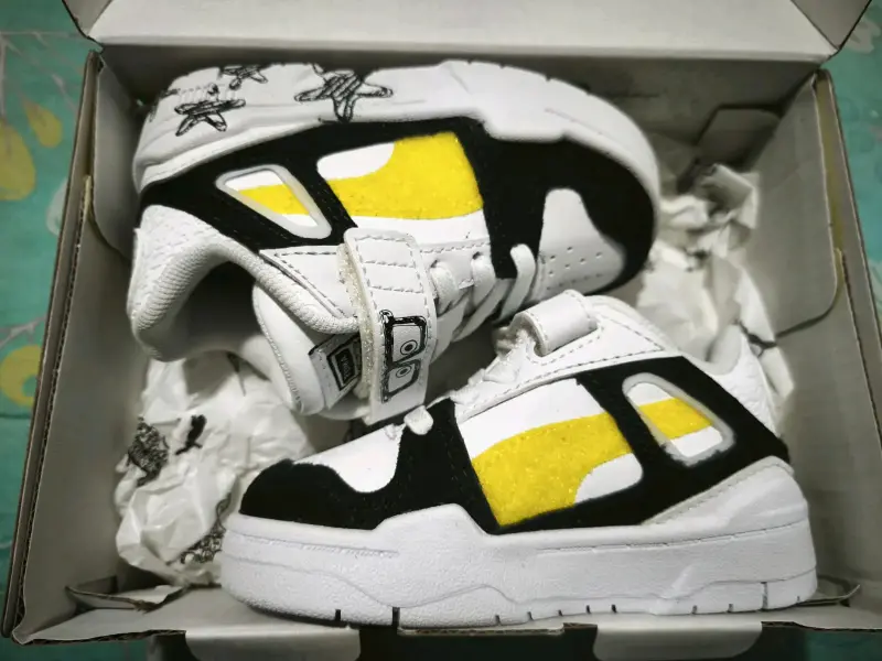 Zapatillas infantiles Puma Bob Esponja - 2