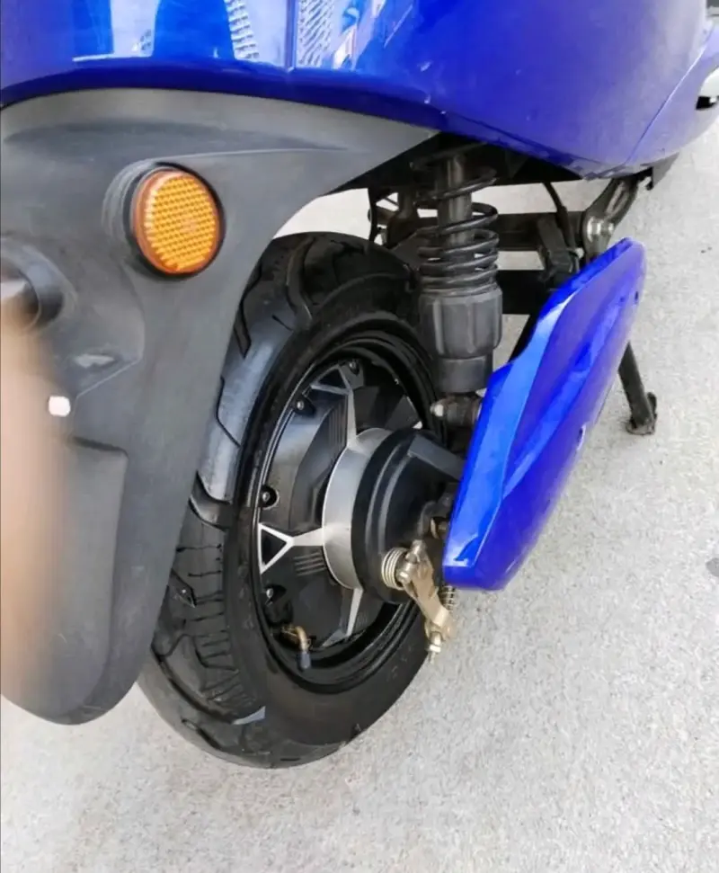 Moto eléctrica en buen estado (no homologa - 1