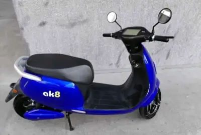 Moto eléctrica en buen estado (no homologa - miniatura 5