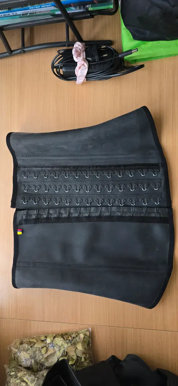 Faja reductora negra talla L colombiana - 5