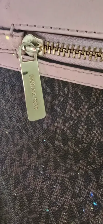 Totte  Michael Kors café con detalles rosados - miniatura 2
