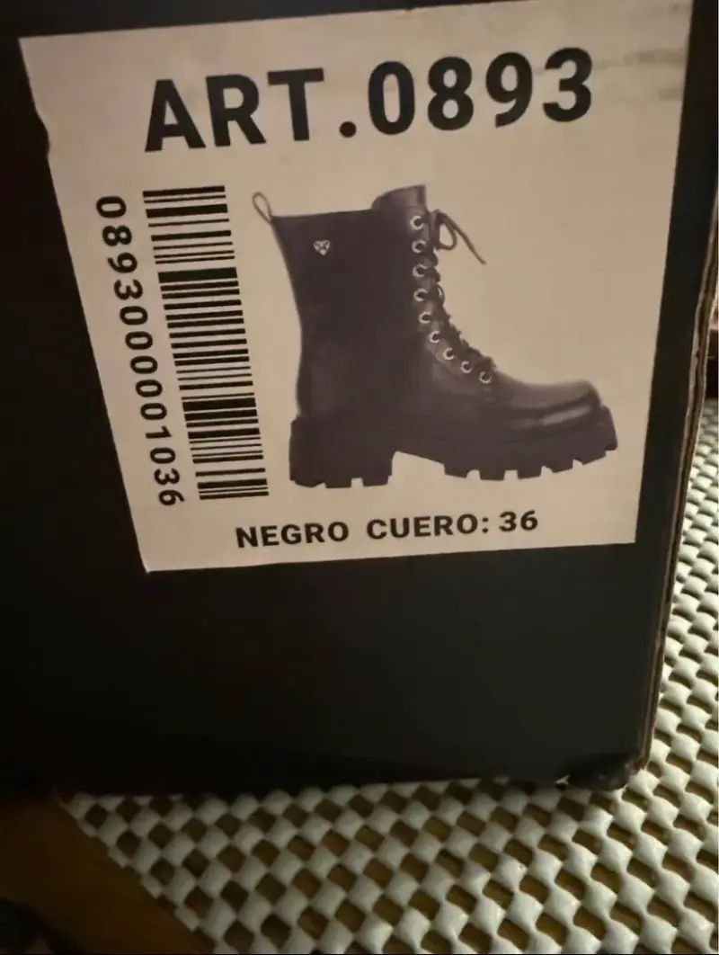 Botas negras de cuero con plataforma horma pequeña - 2