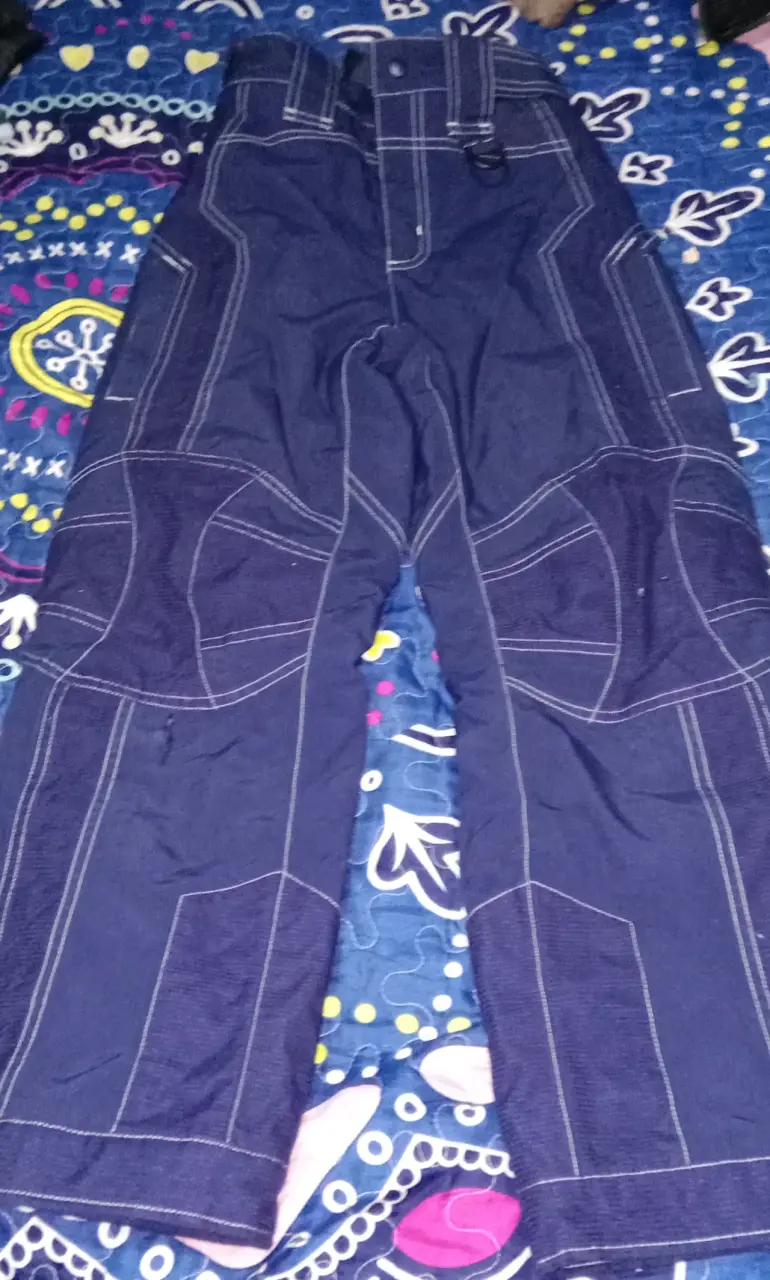 Pantalones de nieve azul con costuras reforzadas - 1