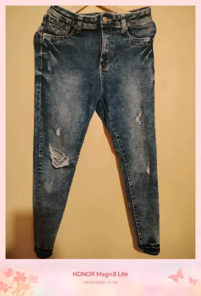Lote de jeans pitillo desgastados para mujer - miniatura 1