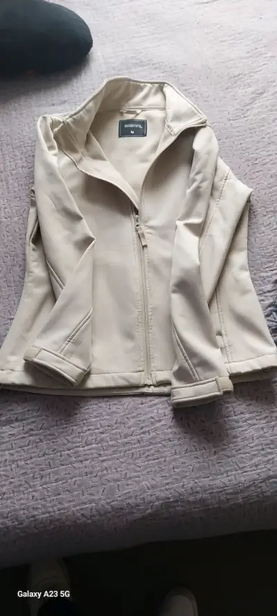 Chaqueta Boulevard beige con cierre - miniatura 2